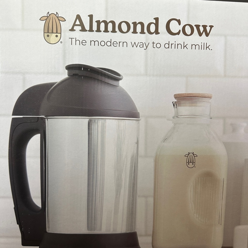 Almond Cow Milk Maker with Glass Bottle
